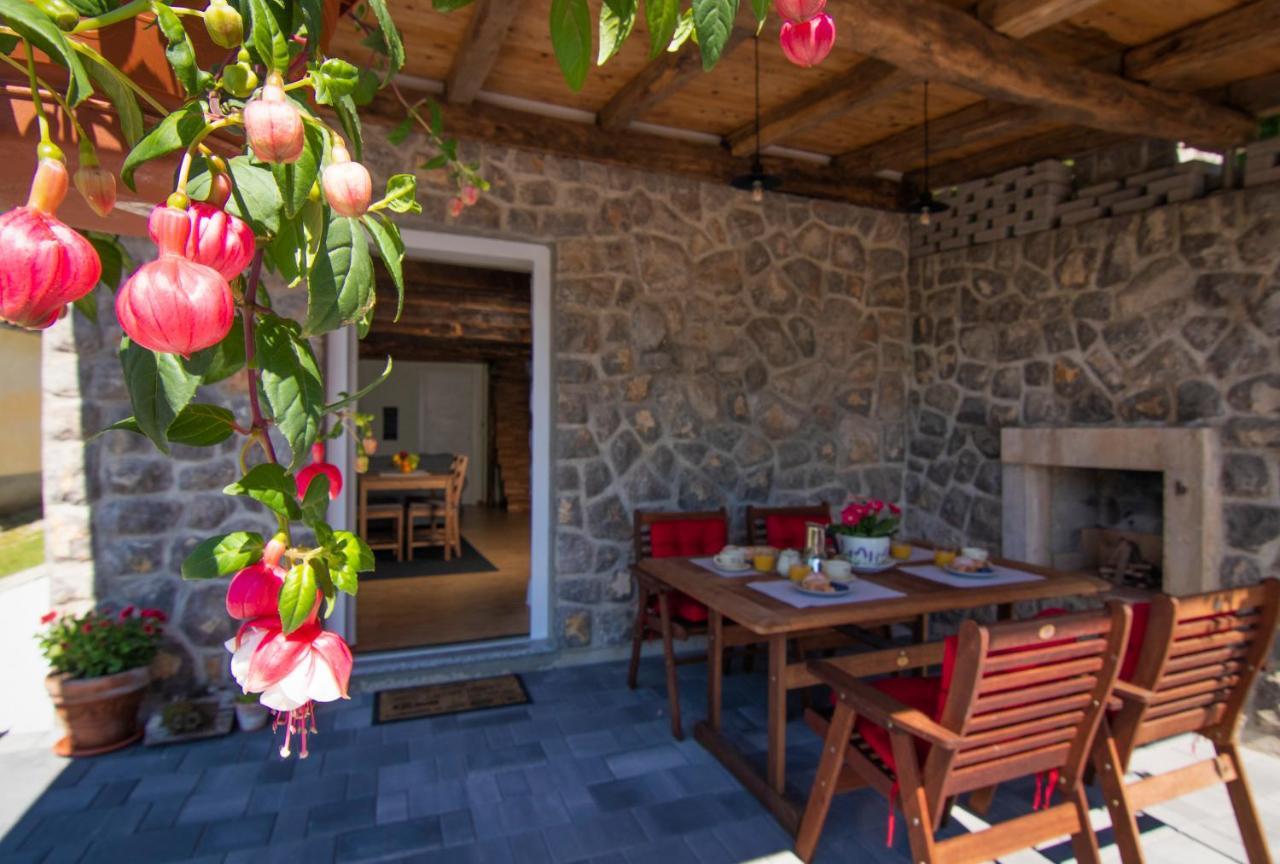 Guest House 'Villa Fani' Veprinac With Jacuzzi Bagian luar foto
