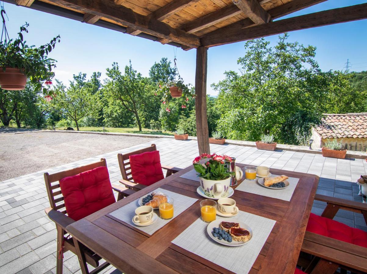 Guest House 'Villa Fani' Veprinac With Jacuzzi Bagian luar foto