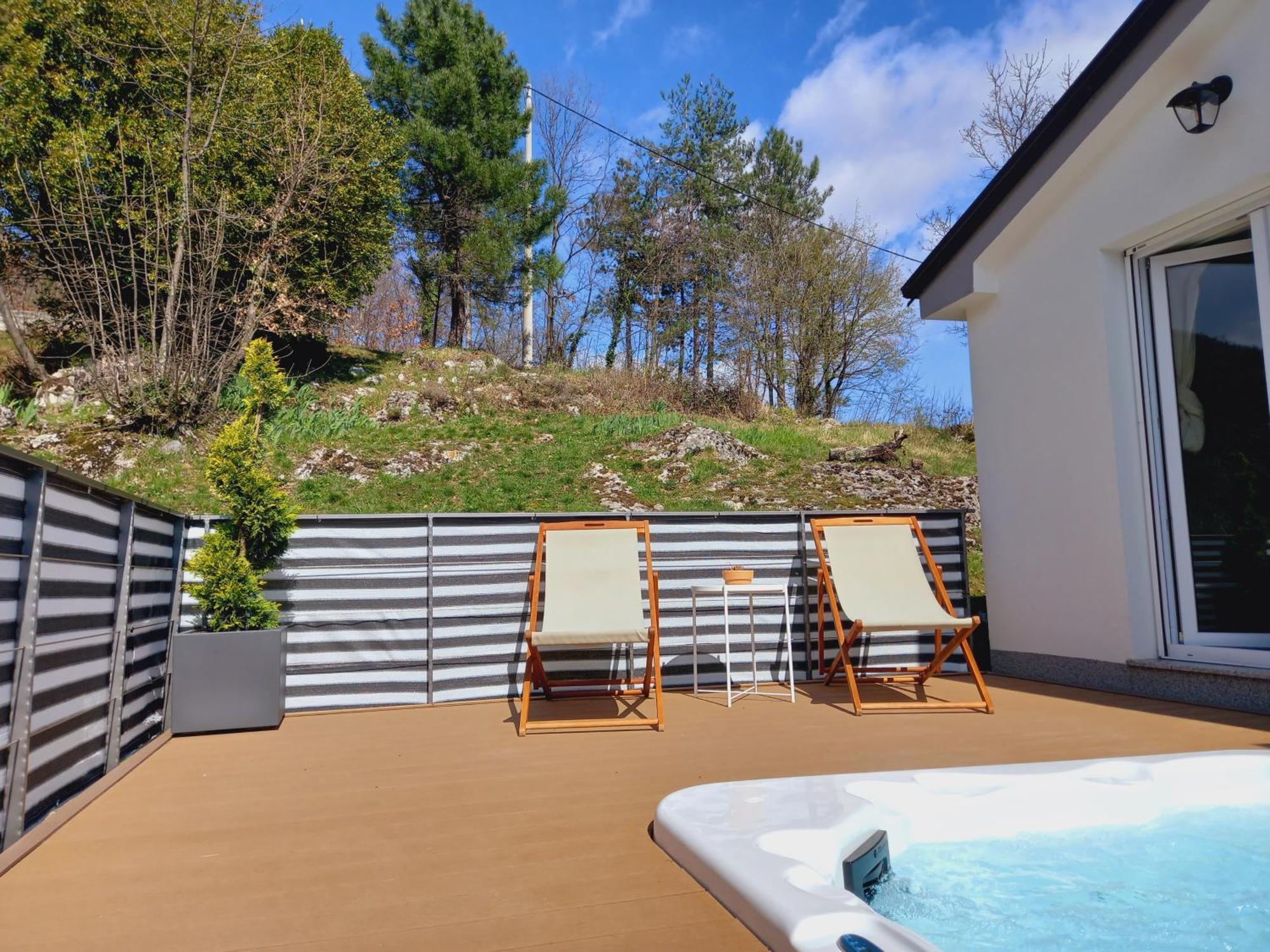 Guest House 'Villa Fani' Veprinac With Jacuzzi Bagian luar foto