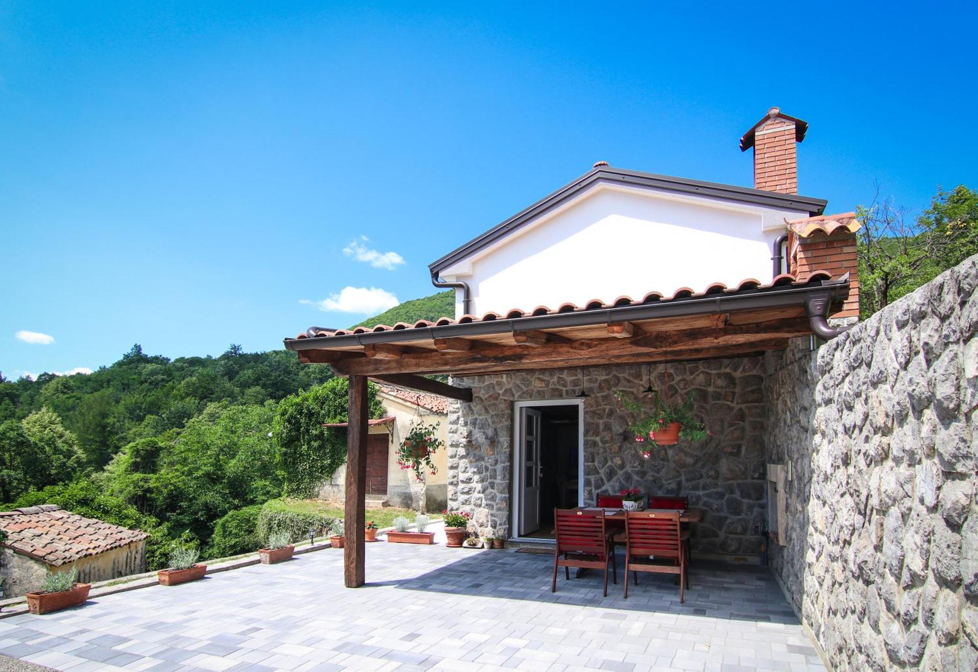 Guest House 'Villa Fani' Veprinac With Jacuzzi Bagian luar foto